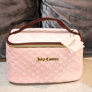 NWT JUICY COUTURE PLUSH PINK TRAVEL COSMETIC / TOILETRY BAG WITH HEART LOGO